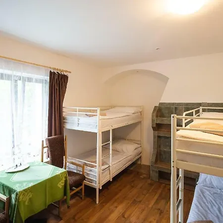 Hostel Bustehrad * Bustehrad