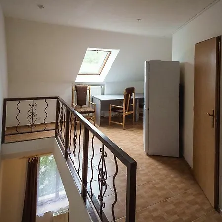 Hostel Bustehrad Hostel Bustehrad